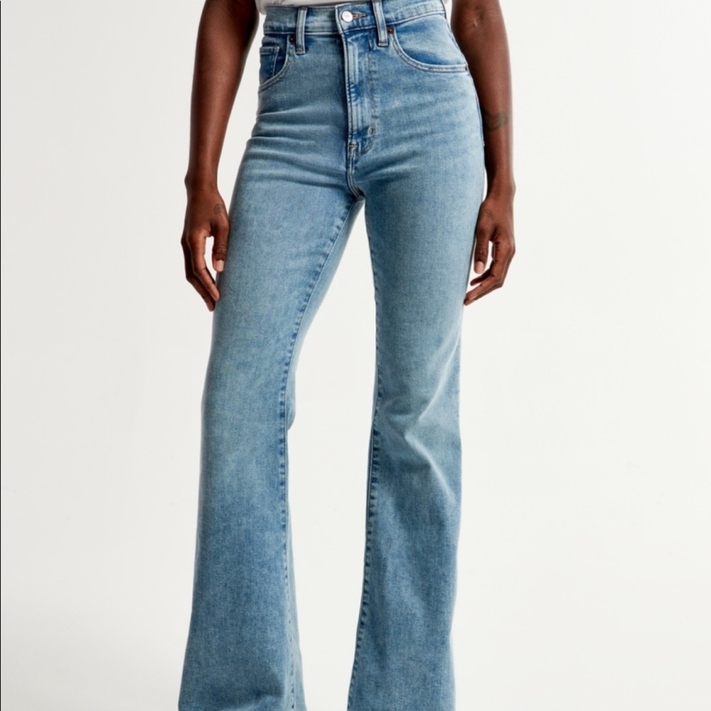 Abercrombie Curve Love Flare Jeans
